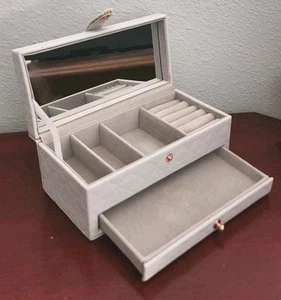 PANDORA JEWELRY STORAGE BOX. GRAY. W/MIRROR. 3x3.5x7 - Picture 1 of 9