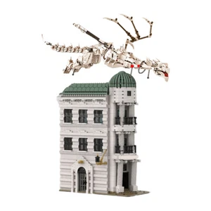 Modular Building with Side Entrance, Large Chandeliers & Dragon 3603 Pieces MOC - Picture 1 of 6