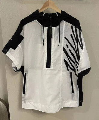 Nike Light Weight 1/2 Zip Short Sleeve Training Hoodie CJ4627-100 Size Small NWT - Image 1 of 4