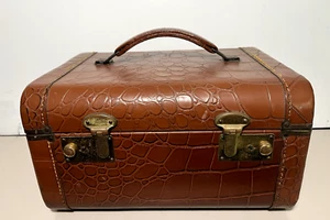Vintage 1940s Luggage Travel Train Makeup Case Alligator Leather w/ Shelf - Picture 1 of 12