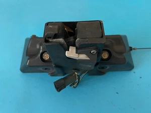 2006-13 corvette CONVERTIBLE DECK LID LATCH GM USED - Picture 1 of 1