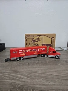 ERTL 1:64 Scale RED GMC CAB WITH DRIP-BED TRAILER Chevrolet Corvette #T535 - Picture 1 of 16