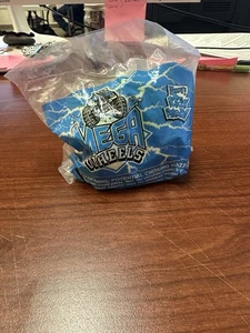 Wendy's Mega Wheels 1995 Vintage Plastic Car Green Yellow Rare Toy Car - Picture 1 of 4