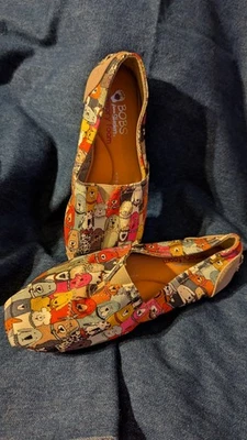 Zapatos planos Skechers Bobs para perros con estampado de perro para mujer talla 7 Foto 1 de 4