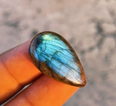 24 Cts. Rainbow Fire labradorita pera cabujón piedra preciosa natural suelta - Imagen 1 de 4