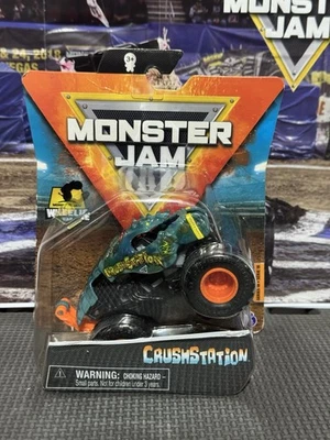 Monster Jam Crushstation Raw Green Lobster Wheelie Truck HTF Rare 1/64 Series 18 - Image 1 of 2