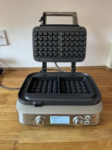 SAGE the Smart Waffle Pro BWM620UK Maker Machine Brushed Stainless Steel - Picture 1 of 6