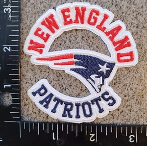NUEVOS PATRIOTAS DE INGLATERRA HIERRO BORDADO EN PARCHE - Imagen 1 de 3