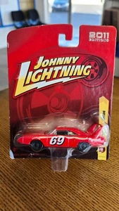 Ediciones 2011 Johnny Lightning R13 1970 Plymouth Superbird en rojo - Imagen 1 de 3