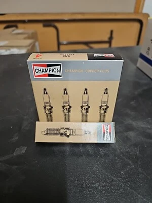 Свеча зажигания Champion N11YC лот из 4 свечей зажигания - Изображение 1 из 2