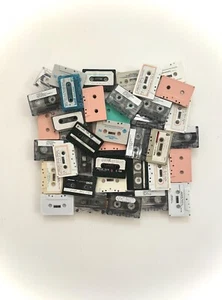 Stereoty[a]pes (2024) Mixed Media Wandbild Deko Kunst Kassette Band 80er 90er - Bild 1 von 4