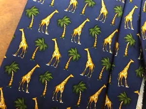 Marca: Cravatta Brooks Brothers con giraffe e palme 100% seta - Foto 1 di 4
