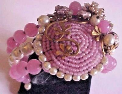 MIRIAM HASKELL 复古粉色玻璃和珍珠镀金金银丝手链  — 第 1/4 张图片