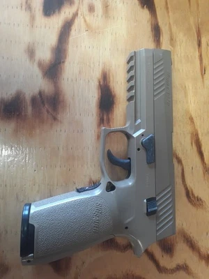 Sig Sauer P320 Pellet Pistol, .177 Cal. Does Not Work, No Magazine, Parts Only - Image 1 of 4