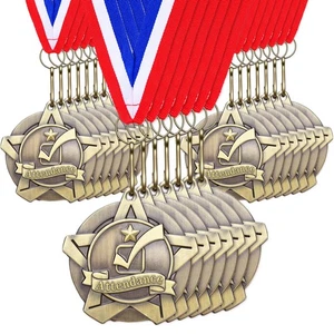 30 piezas medallas de premio de 2 pulgadas medallas de asistencia a granel a granel con cintas para el cuello me... - Imagen 1 de 6