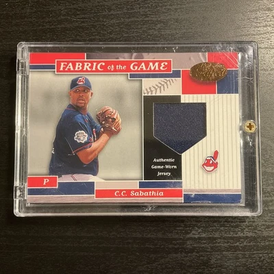 C.C. Camiseta deportiva de tela del juego Sabathia 2002 con certificación Leaf #FG104 #11/50 SP HOF Foto 1 de 2