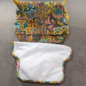 Vera Bradley Large Cassidy Diaper Bag Yellow Paisley Floral W/ Changing Pad - Picture 1 of 10
