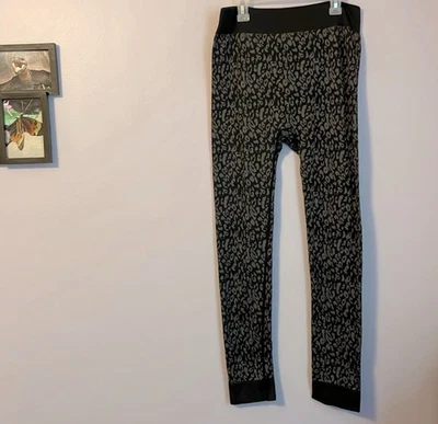 Steve Madden Seamless Animal Leopard Print Black Gray Leggings size L - Image 1 of 4