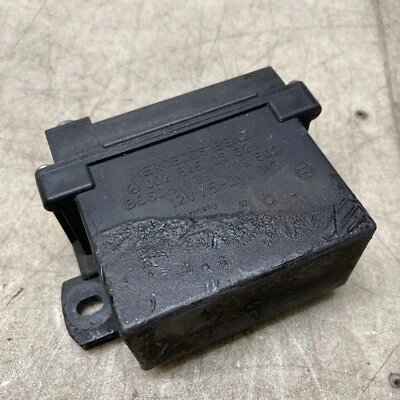Mercedes W123 W126 Diesel Glow Plug Relay Module 0025450632 - Image 1 of 2