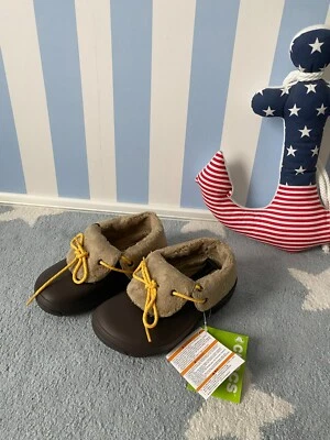 Neu ! ★ CROCS ★ Blitzen Convertible Gr j1 ( 32 33 )  Stiefel , Schuhe gefüttert - Bild 1 von 4