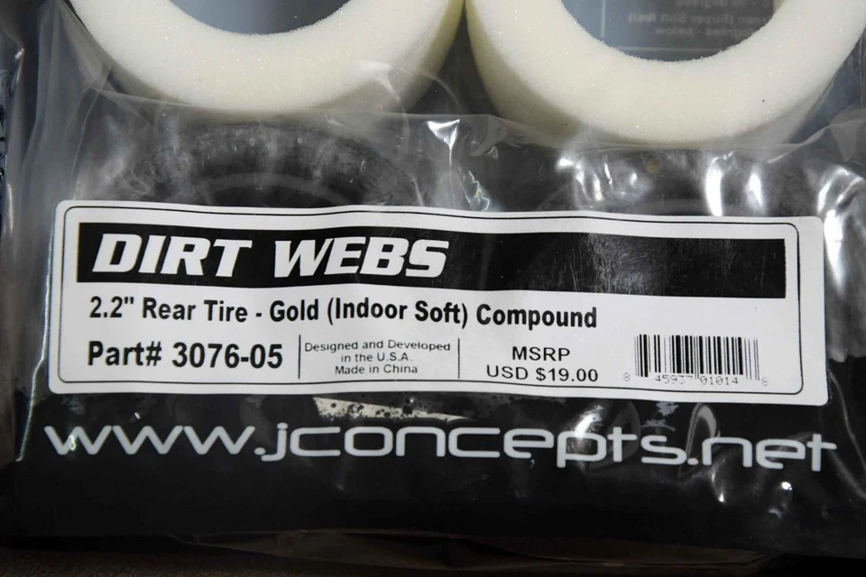 JCONCEPTS 3076-05 DIRT WEBS 2.2" REAR TIRE - GOLD (INDOOR SOFT) COMPOUND - Image 1 of 1