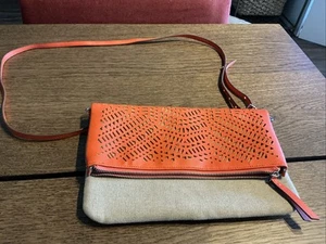 Stella & Dot Waverly Petite in Fresh Orange/ Linen Crossbody 3 in 1 Bag - Picture 1 of 16