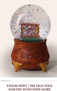 Taylor Swift Snow Globe Acoustic Piano The Eras Tour Holiday 2025 Limited Edtn - Bild 1 von 3