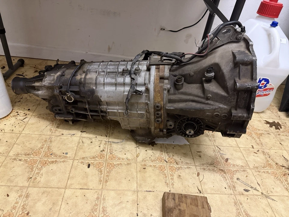 Subaru Impreza WRX STI 2004 6 velocidades transmisión manual Ty85 OEM Foto 1 de 4