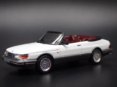 1978-1998 SAAB 900 Turbo Convertible Bianco 1/64 Diorama Scala Modellino Auto - Immagine 1 di 4