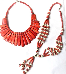COLLIERS ETHNIQUES en OS TEINTE FABRICATION ARTISANALE LOT DE 2 FLAMENCO*** - Picture 1 of 3