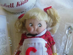 Bambola vintage Campbell Kids aiutante della mamma Patricia Loveless 1994 - Foto 1 di 8