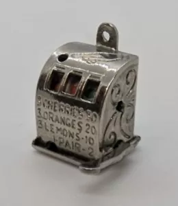 Vintage Sterling silver 3-D charm SLOT MACHINE that WORKS CHERRIES, ORANGES etc - Picture 1 of 4