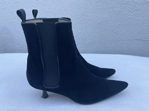 Manolo Blahnik Women 37 US 7 Black Suede Pull On Pointed Toe Ankle Boots X - Picture 1 of 10