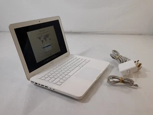 Apple MacBook 16,1/A1342 13 in Laptop 2 Duo P7550 6GB 240 GB SSD OS X El Capitan - Afbeelding 1 van 8