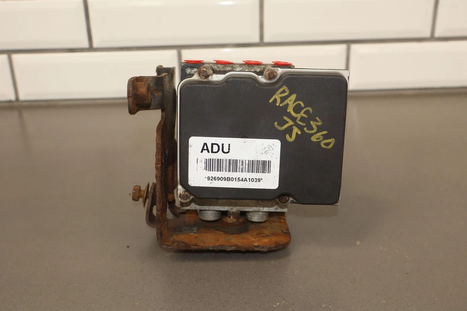 Chevy Silverado 1500 2009-2013 conjunto de bomba/módulo ABS (sin frenos activos) Foto 1 de 4