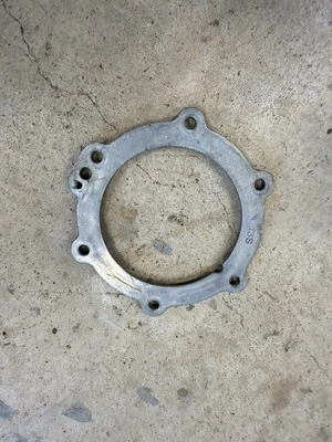 Кронштейн топливного насоса 2008-2016 Yamaha YZF-R6 13S-24491-00-00 - Изображение 1 из 2