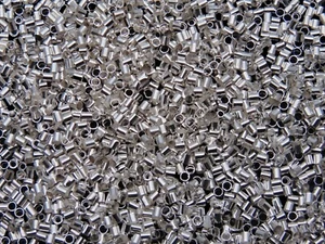 Hallazgos de cuentas de crimpado de tubo enchapado en plata 500 x 1,5 mm x 1,5 mm B20 - Imagen 1 de 1