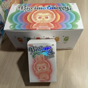 Pop Mart Labubu The Monsters Big Into Energy Serie Vinyl Plüsch Anhänger Mystery - Bild 1 von 7