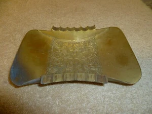 VINTAGE INDIAN ORNATELY CHASED, BOAT SHAPED BODY, BRASS ASHTRAY, INDIAN ASHTRAY - Picture 1 of 5