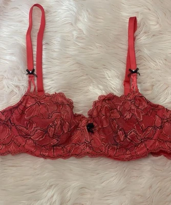 Victoria's Secret Very Sexy Unlined Demi UW Convertible Straps Red Bra 36B - Image 1 of 4