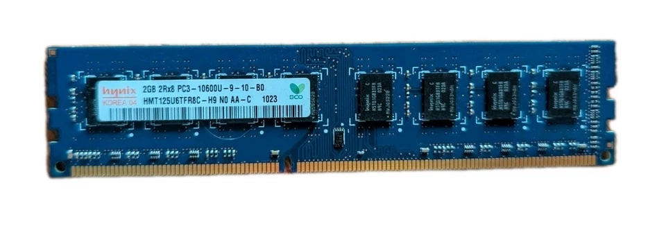 Hynix 2 GB UBDIMM PC3-10600 DDR3 SDRAM Memory (HMT125U6TFR8C-H9) - Image 1 of 1