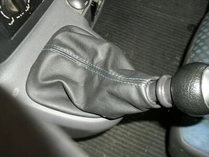 Cuffia leva cambio compatibile Citroen Jumpy Mk2 dal 2007 al 2016 in vera pelle - Imagen 1 de 2