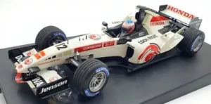 Minichamps 1/18 Scale 08MF1-06B-CJB18 - Honda F1 2006 Show Car J.Button #12 - Picture 1 of 5