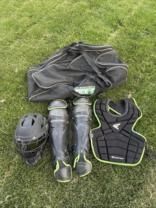 Easton All Star M10 Intermediate Catchers Gear YOUTH Black / Lime Green Ages 13- - Afbeelding 1 van 9