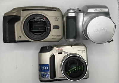 3 Stück Kameras Olympus Camedia C-720, Fuji Finepix, Minolta Vectis S-1 Defekt - Bild 1 von 2
