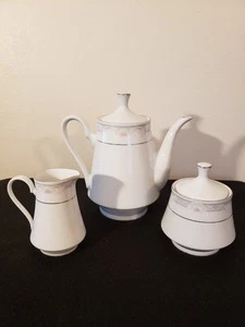 Coffee/Tea Pot, Creamer & Sugar Bowl Coquille Pattern, Crown Ming Fine China  - Picture 1 of 12