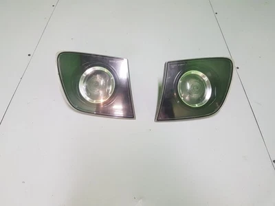 Juego de 3 luces de maletero sedán para Mazda 2004-2008 Foto 1 de 3