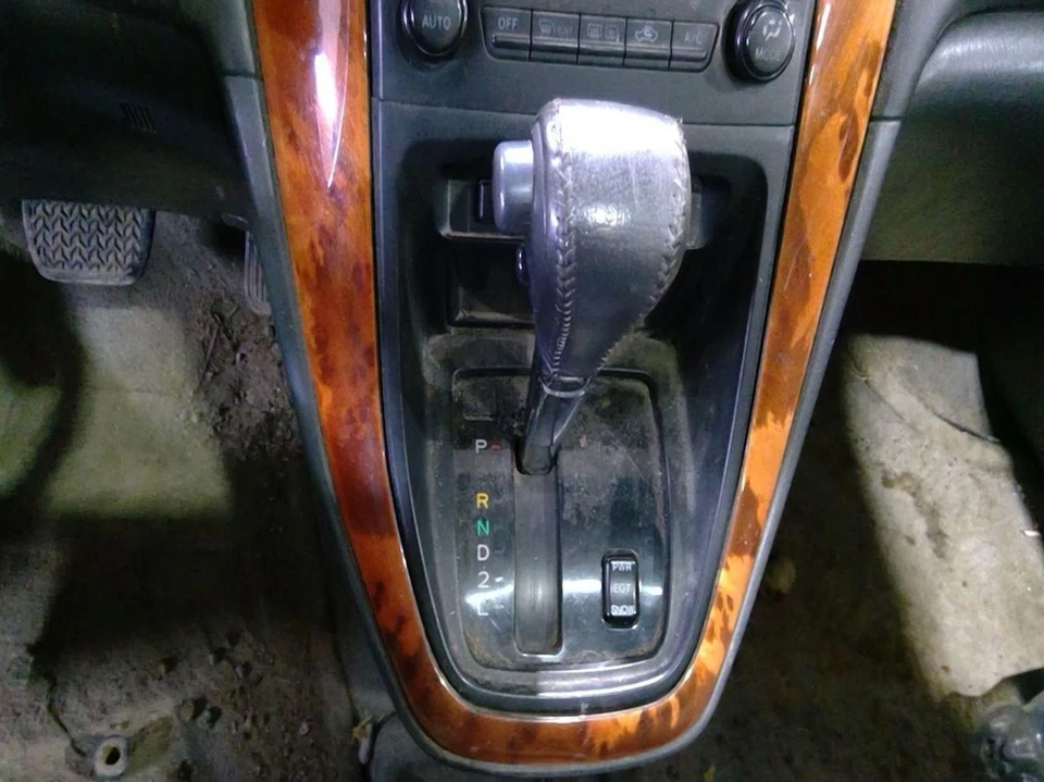 RX300 2000 变速器换档 929458 — 第 1/4 张图片