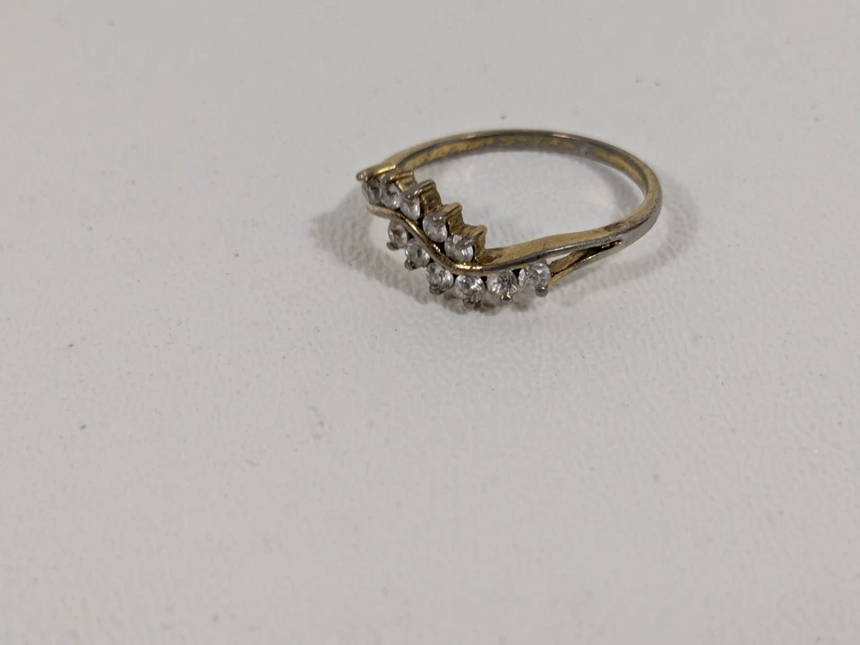 14k Gold Small Diamond Stackable Ladies Ring Phillipines Wedding Anniversary - Image 1 of 1