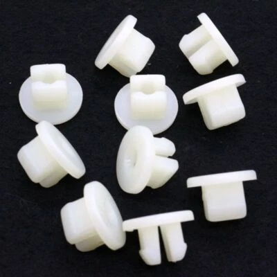 10X Tuerca de matrícula #14 Tornillo Ojal Clip de montaje Se adapta a Nissan 62698-V7000 Foto 1 de 4